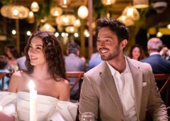 Publika je ocenila novu romantičnu komediju sa Burdžu Ozberk i Muratom Bozom