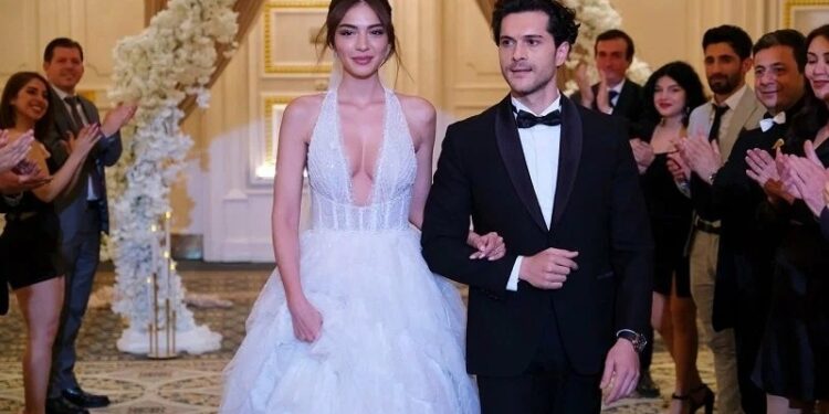 Elegancija i harizma na venčanju Sibel i Erhana u seriji “EGO”