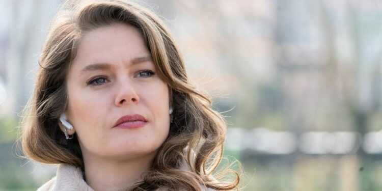 Devojka iza stakla – Sadržaj 74. epizode