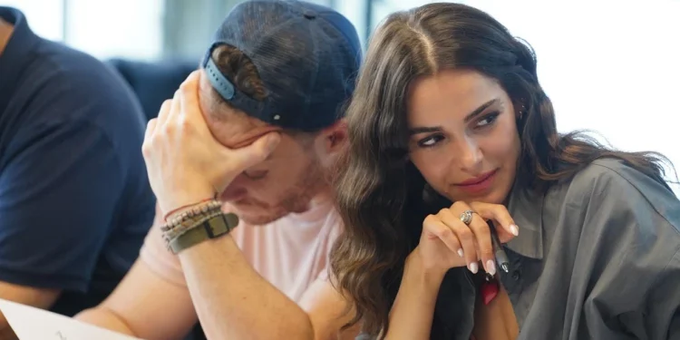 Kerem Bursin i Hafsanur Sandžaktutan na čitanju scenarija nove serije