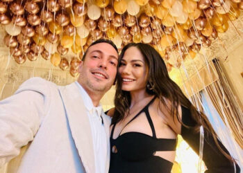 Bivši suprug Demet Ozdemir priznao je da se nakon razvoda od glumice oseća kao udovac