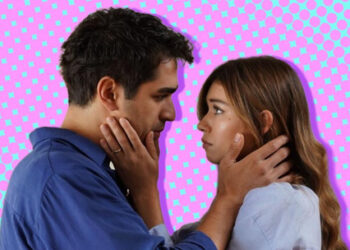 GLASINA DANA: Mert Ramazan Demir je bio na rođendanskoj zabavi Afre Saračoglu i poklonio joj prsten