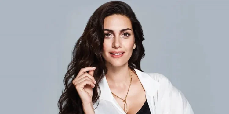 Ukrala je muža od trudne žene, poludela od ljubomore i postala majka troje dece – težak život Berguzar Korel