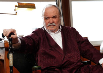 Sva nada usmerena u Halisa: Četin Tekindor se vraća u seriju „Ženskaroš iz vile“