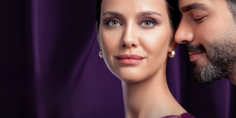 Pretvorio ćerku u “ženu”: Zašto svi pričaju o turskoj seriji “Crni dud”?