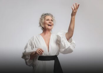 Gondža Džilasun: Ako se ne nasmejemo od srca, život će nas iscrpeti